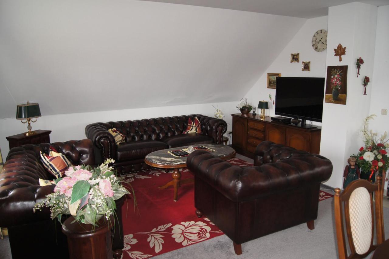 Grosse Ferienwohnung Heiligenstedten المظهر الخارجي الصورة